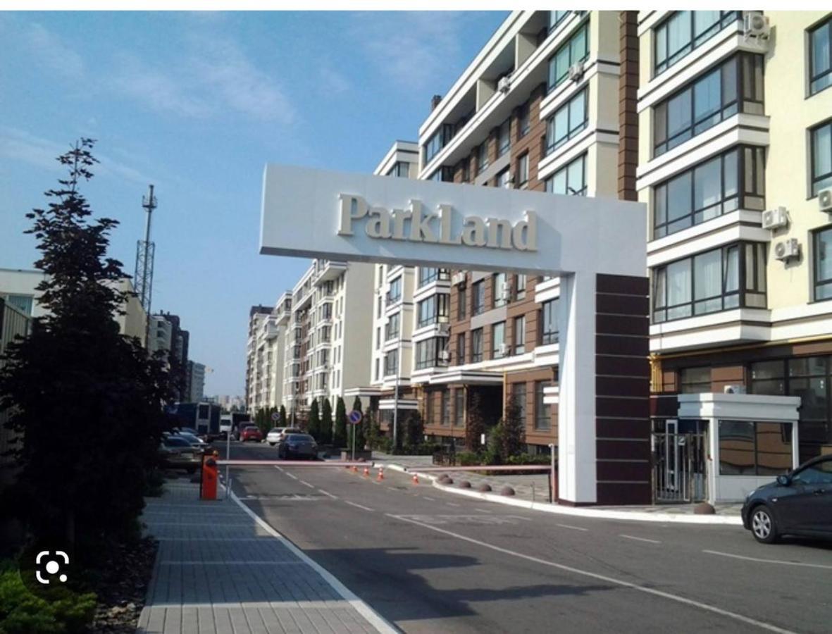 Апартаменти Residential Complex Parkland Київ Екстер'єр фото